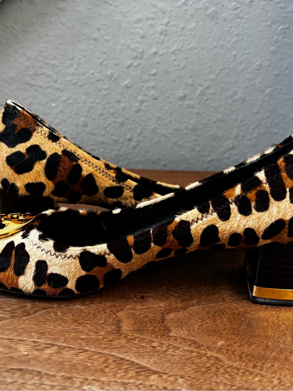 Tory Burch Amy Leopard-Print Low Block Heel Pumps (8) - Picture 7 of 11